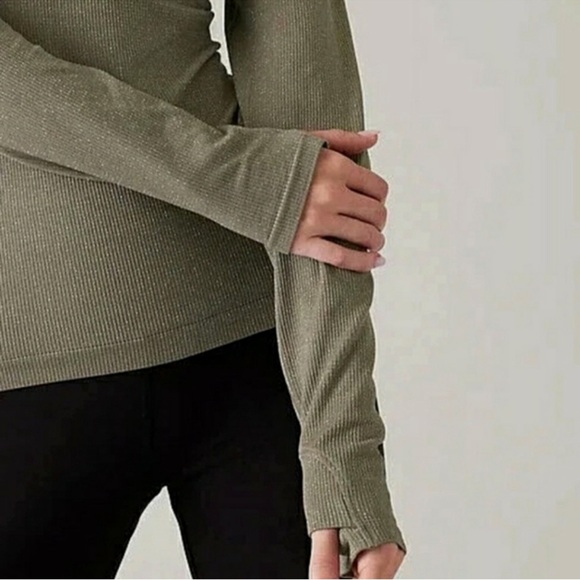 ATHLETA Taupe shimmer MOMENTUM seamless Long Sleeve Top size M - Picture 16 of 16